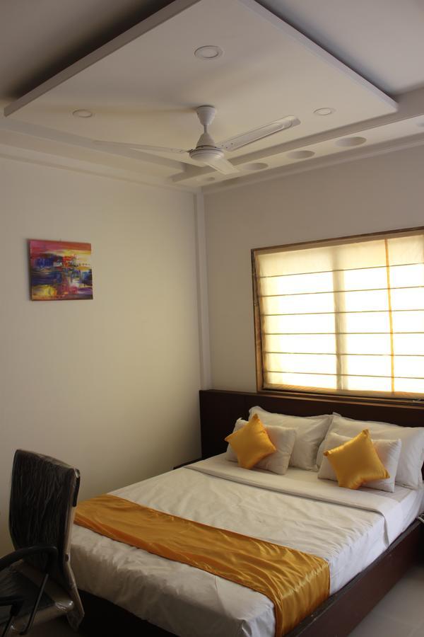 Fabhotel Loharkar 54 นาคปุระ ภายนอก รูปภาพ